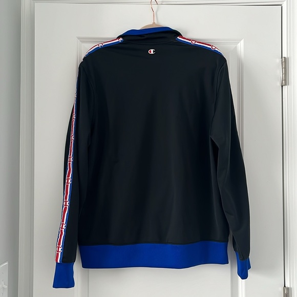 Champion zip up jacket - Picture 6 of 7
